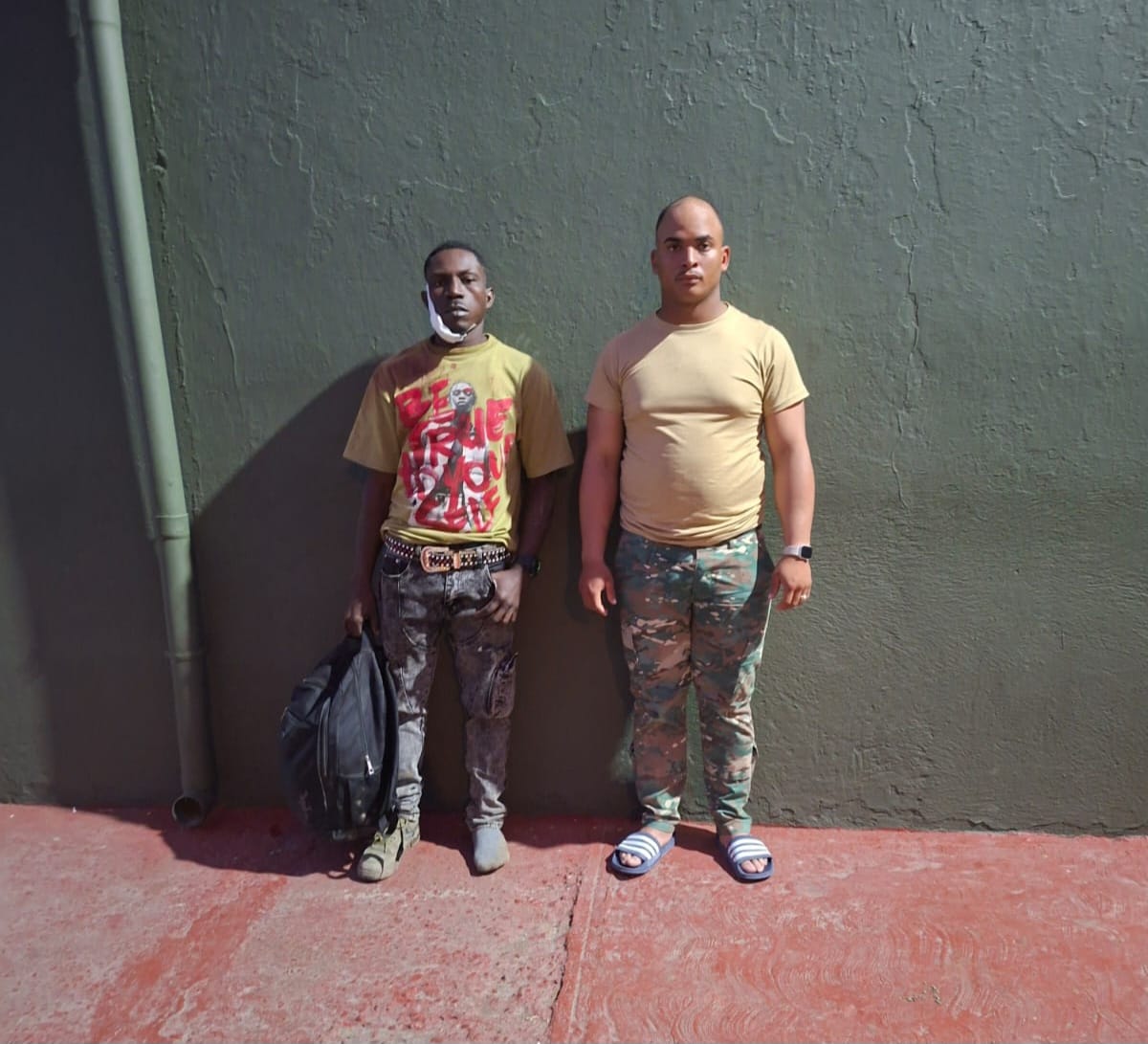 13621885-9a08-4102-b2b7-bc938362cb55