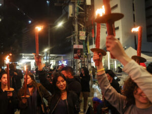 2025-01-15T180734Z_2020273228_RC2IACAKQTFY_RTRMADP_3_ISRAEL-PALESTINIANS-GAZA-HOSTAGES-PROTEST