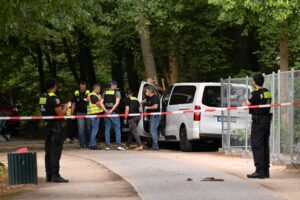 Alemania busca al sospechoso del atropello masivo en Berlín que causó al menos un muerto y 29 heridos