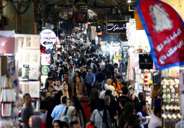 Medio año de guerra después, Estados Unidos sigue sin estrangular la economía de Irán
