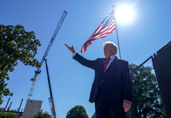 Trump proclama “la mayor guerra económica” contra Irán