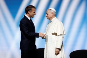 El Papa reivindica los valores europeos en un mundo con relaciones “cada vez más bárbaras”