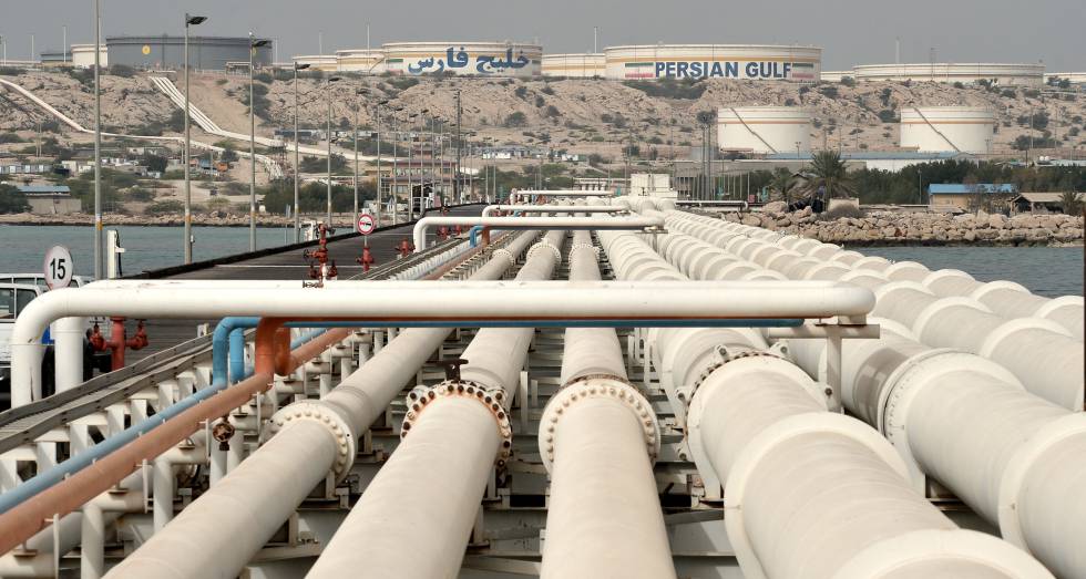 Estados Unidos ataca tres petroleros iraníes, uno de ellos cerca de la estratégica isla de Jarg, en respuesta a ataques de Teherán