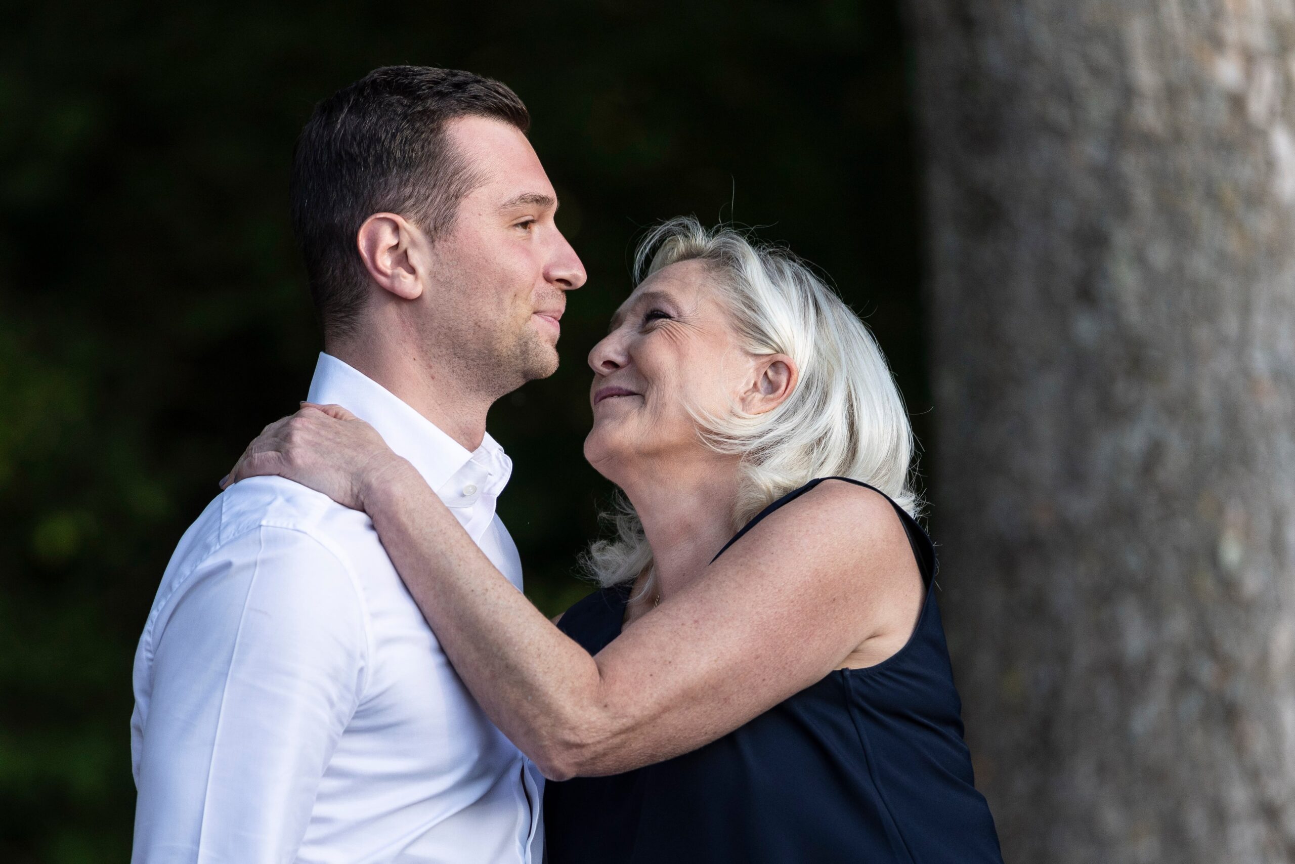Las diferencias ideológicas entre Le Pen y Bardella amenazan a la ultraderecha