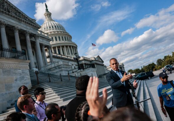 Cinco estrategias de los demócratas contra Trump