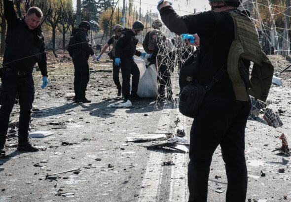 Rusia mata al menos a 33 personas en la ciudad de Kramatorsk en su segundo día de ataques masivos contra civiles