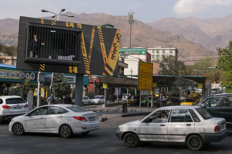 Irán amenaza con atacar infraestructuras petroleras y de inteligencia artificial en el Golfo si EE UU e Israel reanudan los bombardeos